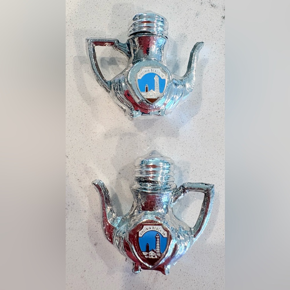 Vintage Metal Mini Virginia Beach Souvenir Teapot Salt & Pepper Shakers